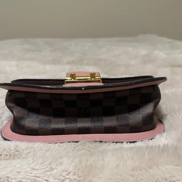 Louis Vuitton Bag - Picture 8 of 15